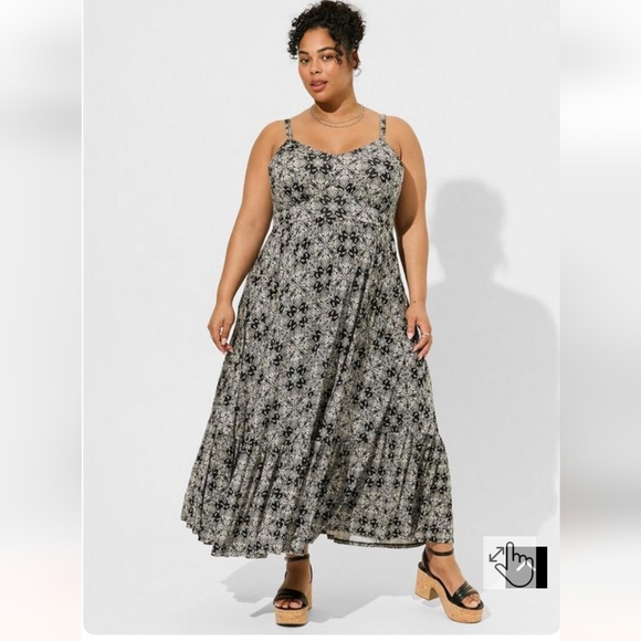 torrid Dresses & Skirts - Torrid Maxi Super Soft Tiered Dress, black & white size 4x, new